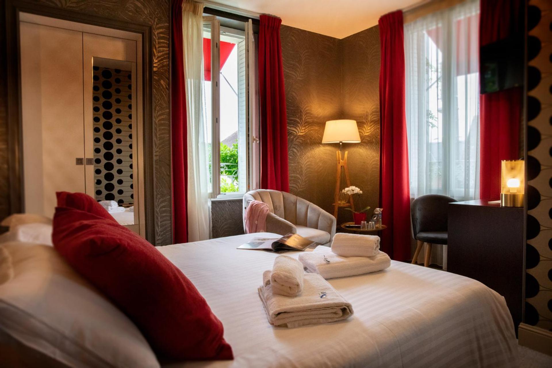 Logis Hotel La Breche - Restaurant Berthelot Amboise Ngoại thất bức ảnh