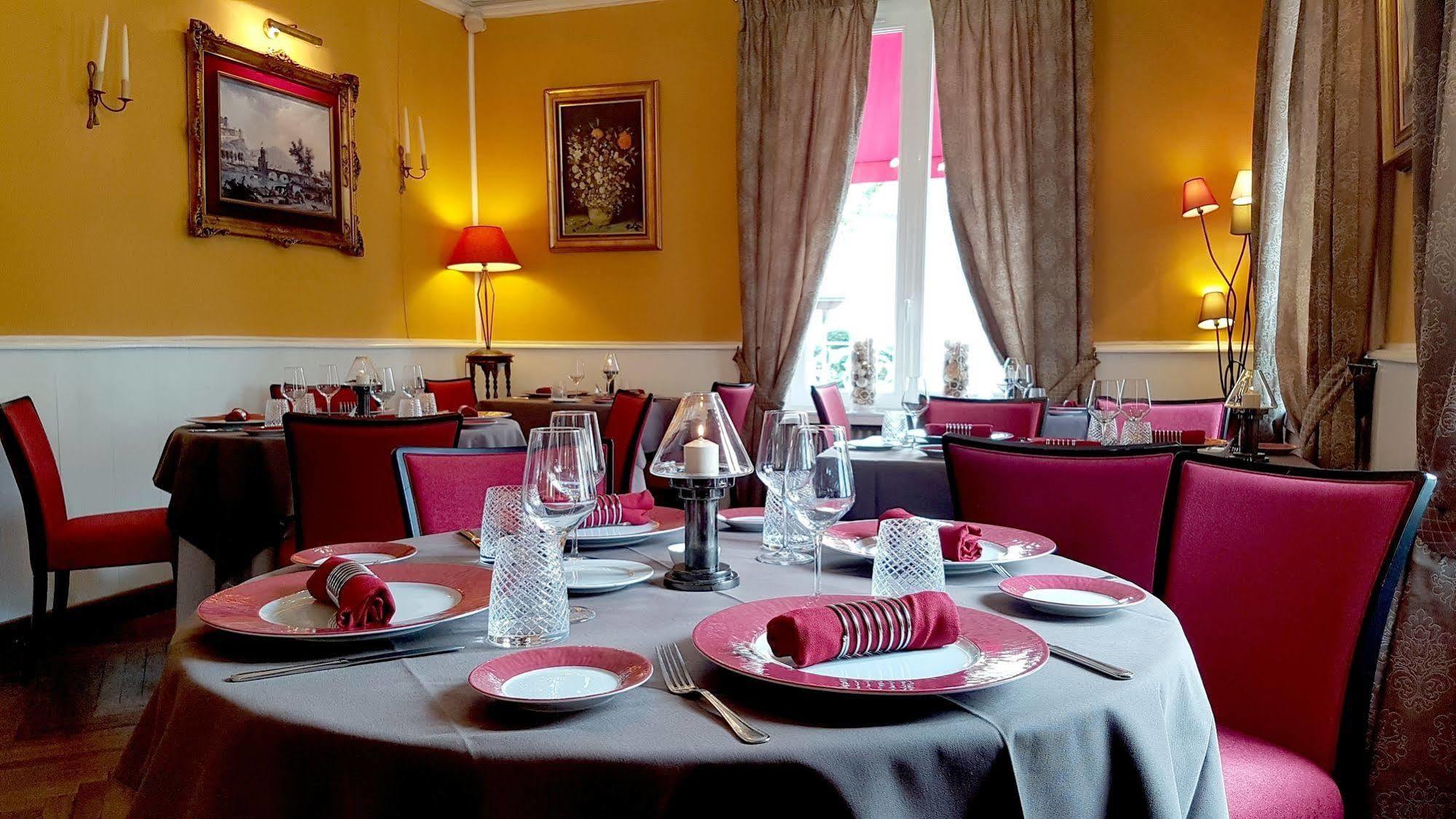 Logis Hotel La Breche - Restaurant Berthelot Amboise Ngoại thất bức ảnh